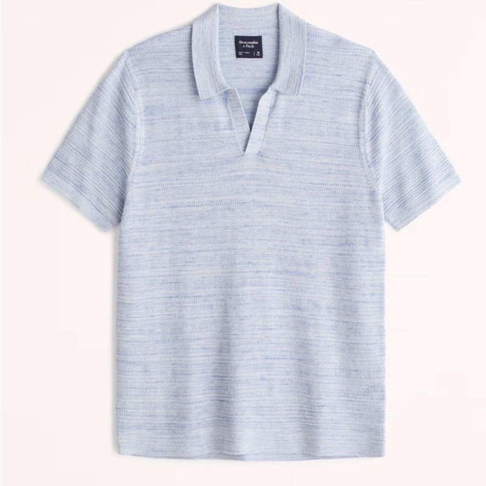 Abercrombie & Fitch Marled Johnny Collar
Sweater baby blue gender reveal sz lg